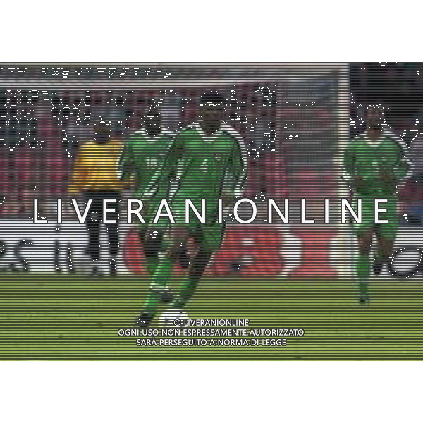 22-04-1998 COLONIA- AMICHEVOLE INTERNAZIONALE GERMANIA NIGERIA 1-0 NELLA FOTO NWANKO KANU AG ALDO LIVERANI SAS