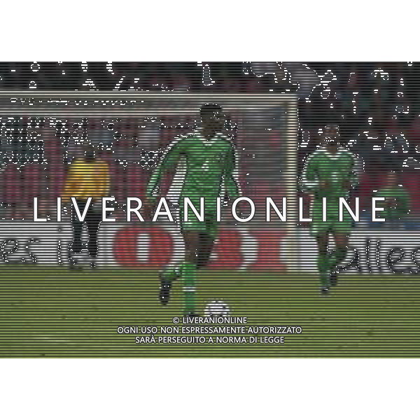 22-04-1998 COLONIA- AMICHEVOLE INTERNAZIONALE GERMANIA NIGERIA 1-0 NELLA FOTO NWANKO KANU AG ALDO LIVERANI SAS
