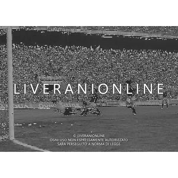 05-04-1981 MILANO CAMPIONATO DI CALCIO SERIE B MILAN ATALANTA 1-0 NELLA FOTO AZIONE DI GIOCO AG ALDO LIVERANI SAS