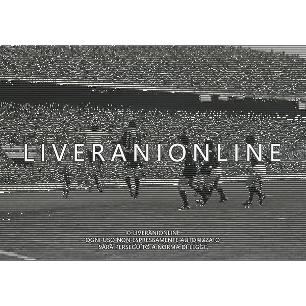 05-04-1981 MILANO CAMPIONATO DI CALCIO SERIE B MILAN ATALANTA 1-0 NELLA FOTO AZIONE DI GIOCO AG ALDO LIVERANI SAS
