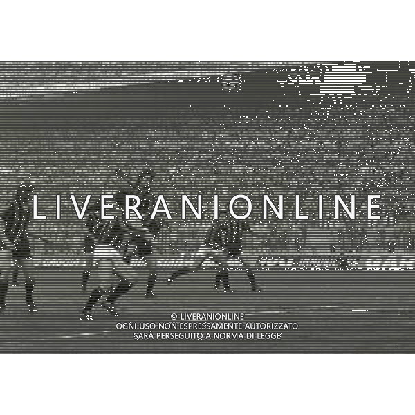 05-04-1981 MILANO CAMPIONATO DI CALCIO SERIE B MILAN ATALANTA 1-0 NELLA FOTO AZIONE DI GIOCO AG ALDO LIVERANI SAS