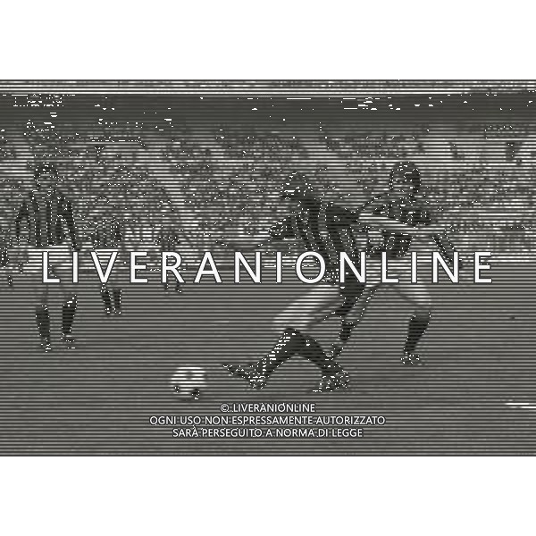 05-04-1981 MILANO CAMPIONATO DI CALCIO SERIE B MILAN ATALANTA 1-0 NELLA FOTO AZIONE DI GIOCO AG ALDO LIVERANI SAS