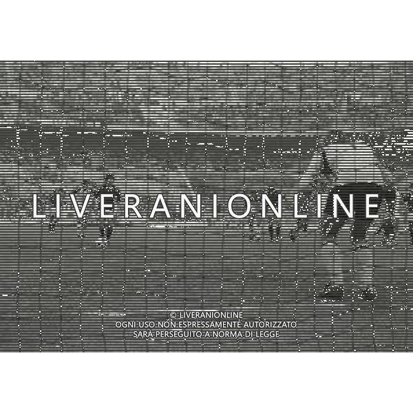 10-05-1981 MILANO CAMPIONATO DI CALCIO SERIE B MILAN TARANTO 4-0 NELLA FOTO RIGORE ROBERTO ANTONELLI AG ALDO LIVERANI SAS