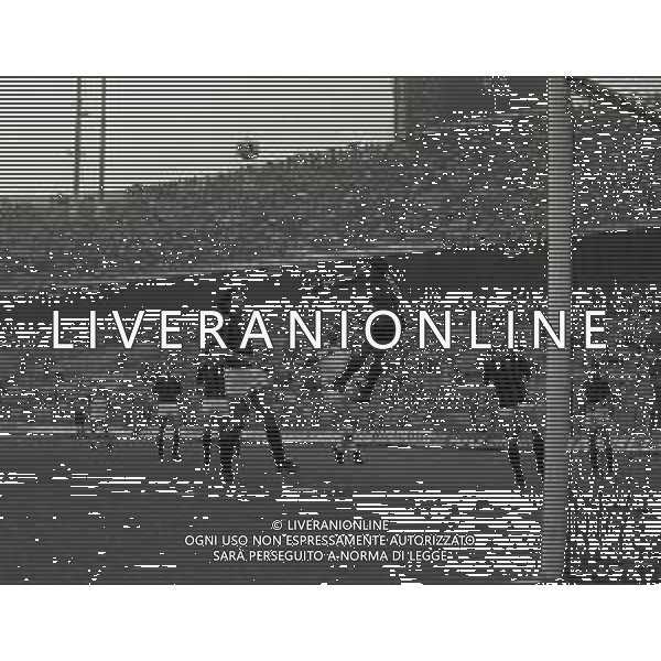 10-05-1981 MILANO CAMPIONATO DI CALCIO SERIE B MILAN TARANTO 4-0 NELLA FOTO PARATA OTTORINO PIOTTI AG ALDO LIVERANI SAS