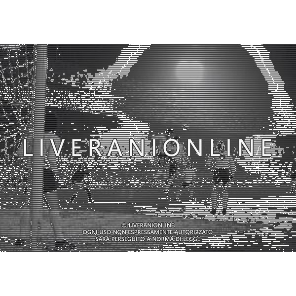 19-04-1972 MILANO COPPA UEFA MILAN TOTTENHAM 1-1 NELLA FOTO AZIONE DI GIOCO AG ALDO LIVERANI SAS