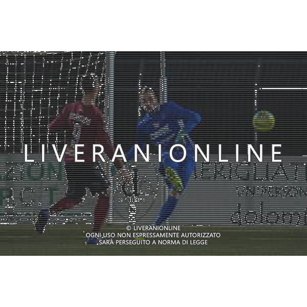 Campionato di Calcio Serie C - Lega Pro 2019/2020 Pontedera, Italia 12/01/2020 Pontedera vs Renate Nella foto: Giacomo Satalino (R) rinvia sotto la pressione di Caio De Cenco (P) foto fabio fagiolini-alessio marini-ag aldo liverani sas