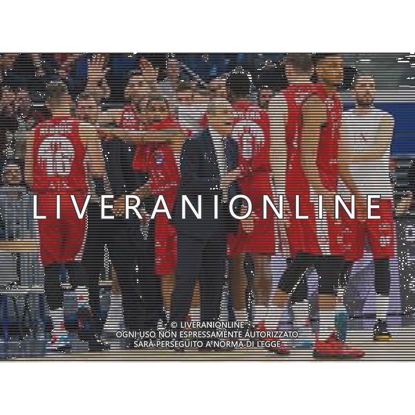 Campionato di Basket Serie A 2019/2020 Milano, Italia 12/01/2020 AX Armani Exchange Olimpia Milano-De Longhi Treviso Basket Nella foto: Ettore Messina, coach della AX Armani Exchange Olimpia Milano richiama i suoi giocatori per il time-out FOTO SAVINO PAOLELLA-ALESSIO MARINI-AG ALDO LIVERANI SAS