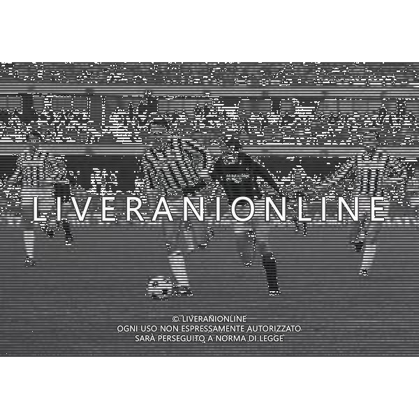 28-03-1982 VERONA CAMPIONATO DI CALCIO SERIE A MILAN ASCOLI 0-0 NELLA FOTO JOE JORDAN E MENICHINI LEONARDO AG ALDO LIVERANI SAS