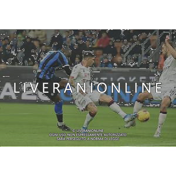 romelu Lukaku salta fabio Pisacane e segna il gol del 1 a 0 Inter Inter vs Cagliari Coppa Italia - ottavi di finale Milano 14-01-2020 Stadio Giuseppe Meazza - San Siro foto Roberto Garavaglia - ag. Aldo Liverani sas/ AGENZIA ALDO LIVERANI SAS