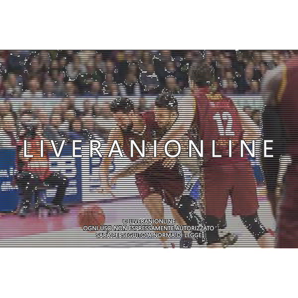 Basket EuroCup 2019/2020 Venezia, Italia 14/01/2020 Umana Reyer Venezia vs Germani Brescia Leonessa Nella foto: Mitchell Watt (Umana Reyer Venezia) in azione con Brian Sacchetti (Germani Brescia Leonessa) ©LM/ Mattia Radoni/ AGENZIA ALDO LIVERANI SAS