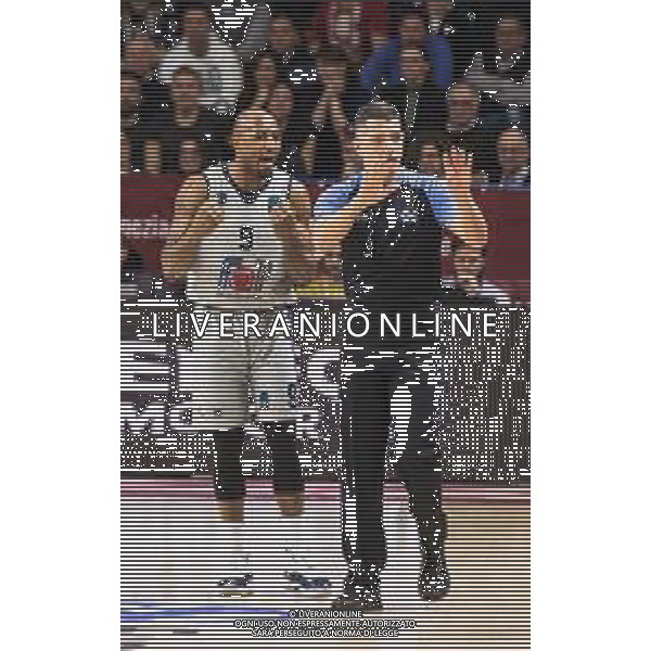 Basket EuroCup 2019/2020 Venezia, Italia 14/01/2020 Umana Reyer Venezia vs Germani Brescia Leonessa Nella foto: DeAndre Lansdowne (Germani Brescia Leonessa) si lamenta con l\'arbitro ©LM/ Mattia Radoni/ AGENZIA ALDO LIVERANI SAS