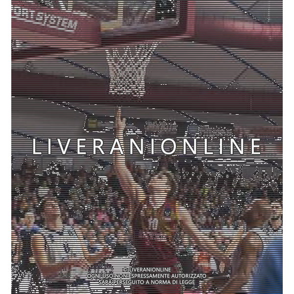 Basket EuroCup 2019/2020 Venezia, Italia 14/01/2020 Umana Reyer Venezia vs Germani Brescia Leonessa Nella foto: Andrea De Nicolao (Umana Reyer Venezia) a canestro ©LM/ Mattia Radoni/ AGENZIA ALDO LIVERANI SAS