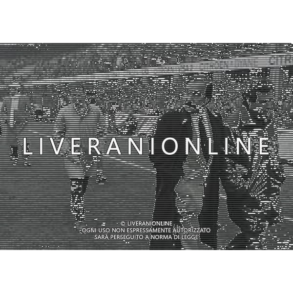 12-12-1982 MILANO CAMPIONATO DI CALCIO SERIE B MILAN PALERMO 2-0 NELLA FOTO ILARIO CASTAGNER E SILVANO RAMACCIONI CON OSCAR DAMIANI AG ALDO LIVERANI SAS