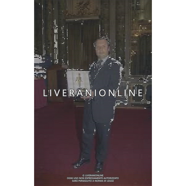 09-11-1998 MILANO PREMIO SEMINATORE D\'ORO NELLA FOTO ALBERTO ZACCHERONI ALLENATORE DEL MILAN PREMIATO AG ALDO LIVERANI SAS