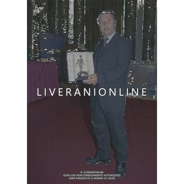 09-11-1998 MILANO PREMIO SEMINATORE D\'ORO NELLA FOTO ALBERTO ZACCHERONI ALLENATORE DEL MILAN PREMIATO AG ALDO LIVERANI SAS