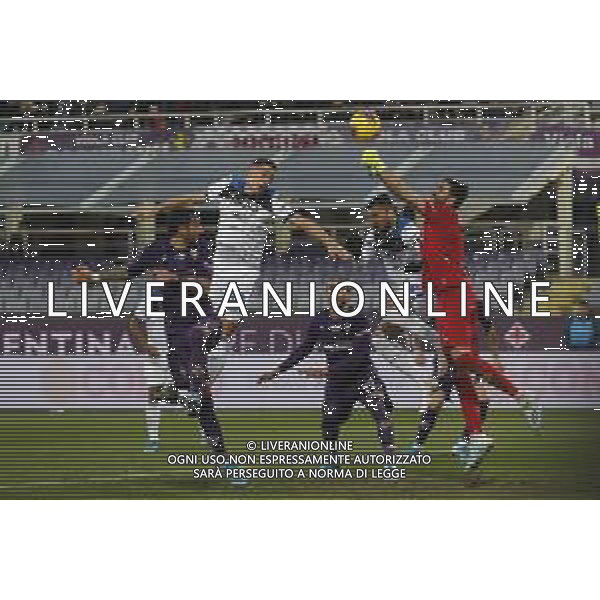 FIORENTINA - ATALANTA Ottavi di Finale di Coppa Italia 15/01/2020 nella foto: occasione Pasalic Mario (Atalanta 1907) e Terracciano Pietro (acf Fiorentina) salva ©Claudio Zamagni/Agenzia Aldo Liverani Terracciano Pietro (acf Fiorentina) saves during during the Italian Cup match between AFC Fiorentina and Atalanta 1907 at Artemio Franchi Stadium, in Florence, Italy on 15 January 2020 photo credit by Claudio Zamagni/Aldo Liverani Photo Agency