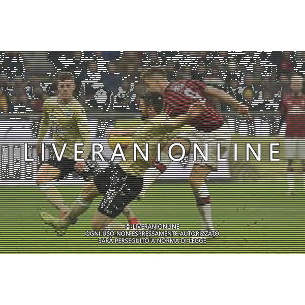 nenad Tomovic respinge un tiro di Piatek Milan vs Spal Coppa Italia - ottavi di finale Milano 15-01-2020 Stadio Giuseppe Meazza - San Siro foto Roberto Garavaglia - ag. Aldo Liverani sas/ AGENZIA ALDO LIVERANI SAS