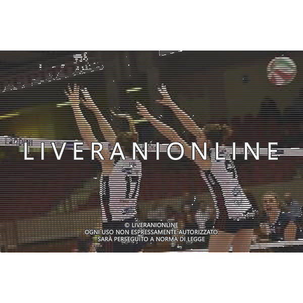 Campionato di Volley Serie A1 Femminile 2019/2020 Jesi (AN), Italia 15/01/2020 Lardini Filottrano vs Zanetti Bergamo Nella foto: Muro Loda Sara (Zanetti Bergamo) Melandri Laura (Zanetti Bergamo) ©LM/ Roberto Bartomeoli / AGENZIA ALDO LIVERANI SAS