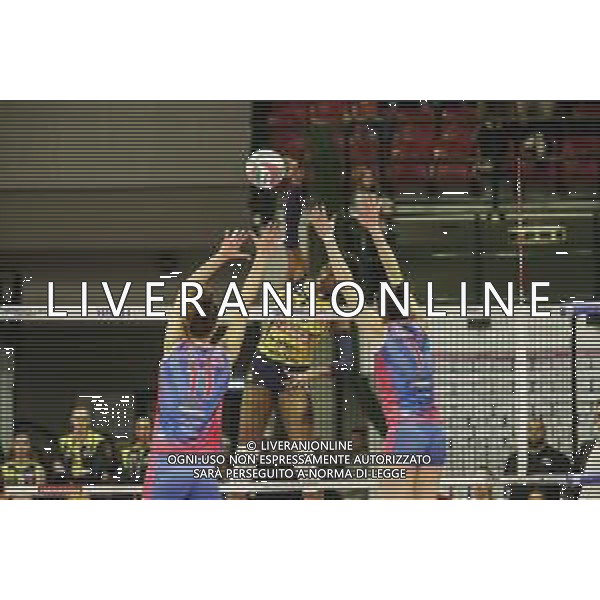 Campionato di Volley Serie A1 Femminile 2019/2020 Monza, Italia 15/01/2020 Saugella Monza vs Imoco Volley Conegliano Nella foto: Saugella monza - Imoco volley conegliano egonu-otolani-danesi ©LM Mattia Martegani / AGENZIA ALDO LIVERANI SAS