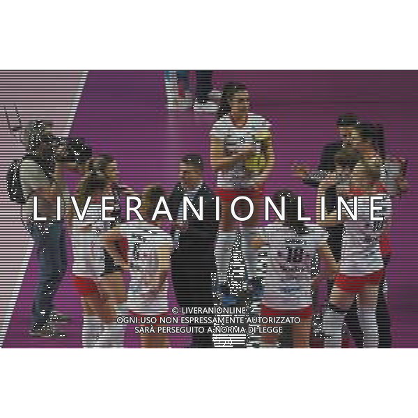 Campionato di Volley Serie A1 Femminile 2019/2020 Novara, Italia 15/01/2020 Igor Gorgonzola Novara-Bosca S.Bernardo Cuneo Nella foto: Time out Andrea Pistola, Coach (Bosca S.Bernardo Cuneo) FOTO SALVO BARBAGALLO-ALESSIO MARINI-AG ALDO LIVERANI SAS