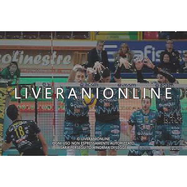 Campionato di Volley Superlega Serie A 2019/2020 Verona, Italia 16/01/2020 Calzedonia Verona - Sir Safety Perugia Nella foto: Muro a tre Sir safety Conad Perugia con Aleksandar Atanasijevic (14) Sir safety Conad Perugia ©LM/Roberto Tommasini / AGENZIA ALDO LIVERANI SAS