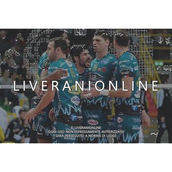 Campionato di Volley Superlega Serie A 2019/2020 Verona, Italia 16/01/2020 Calzedonia Verona - Sir Safety Perugia Nella foto: Esultanza Sir safety Conad Perugia ©LM/Roberto Tommasini / AGENZIA ALDO LIVERANI SAS