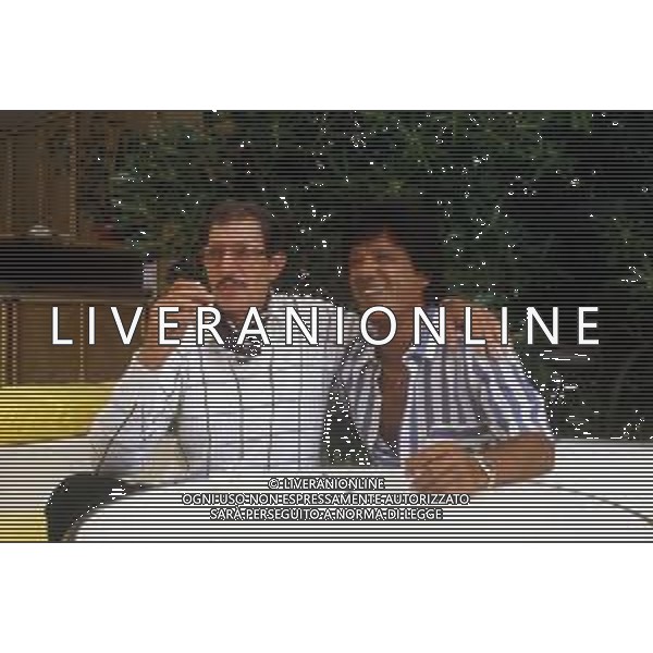 RETROSPETTIVA FRANCESCO INGRASSIA ATTORE NELLA FOTO FRANCESCO INGRASSIA CON FRANCO FRANCHI NELL\'ANNO 1984 AG ALDO LIVERANI SAS