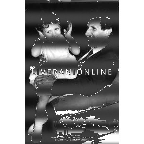RETROSPETTIVA FRANCESCO INGRASSIA ATTORE NELLA FOTO AG ALDO LIVERANI SAS