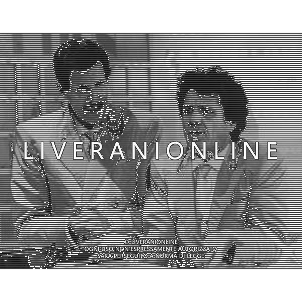 RETROSPETTIVA FRANCESCO INGRASSIA ATTORE NELLA FOTO FRANCESCO INGRASSIA E FRANCO FRANCHI NELLA TRASMISSIONE YELEVISIVA GRAN HOTEL NELL\'ANNO 1985 AG ALDO LIVERANI SAS