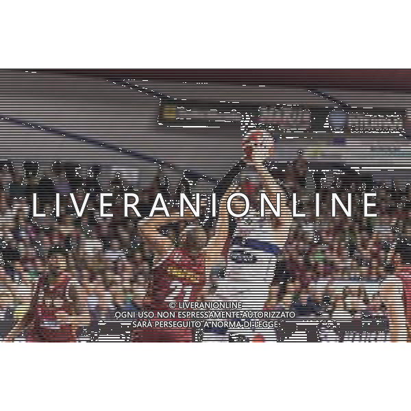 Campionato di Basket Serie A 2019/2020 Venezia, Italia 18/01/2020 Umana Reyer Venezia-Fortitudo Bologna Nella foto: Il tiro di Pietro Aradori (Pompea Fortitudo Bologna) FOTO MATTIA RADONI-ALESSIO MARINI-AG ALDO LIVERANI SAS