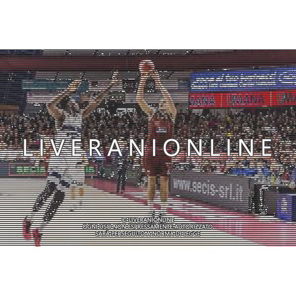 Campionato di Basket Serie A 2019/2020 Venezia, Italia 18/01/2020 Umana Reyer Venezia-Fortitudo Bologna Nella foto: Il tiro da 3 di Michael Bramos (Umana Reyer Venezia) FOTO MATTIA RADONI-ALESSIO MARINI-AG ALDO LIVERANI SAS