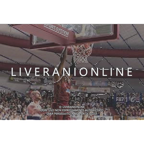 Campionato di Basket Serie A 2019/2020 Venezia, Italia 18/01/2020 Umana Reyer Venezia-Fortitudo Bologna Nella foto: La schiacciata di Ike Udanoh (Umana Reyer Venezia) FOTO MATTIA RADONI-ALESSIO MARINI-AG ALDO LIVERANI SAS