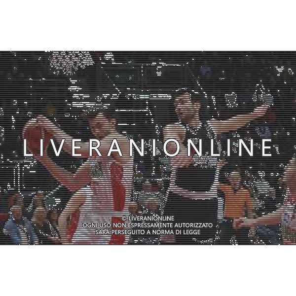 Campionato di Basket Serie A 2019/2020 Bologna, Italia 19/01/2020 Segafredo Virtus Bologna vs OriOra Pistoia Nella foto: Angus Brandt (Oriora Pistoia) (sin.) contrastato da Giampaolo Ricci (Virtus Segafredo Bologna) FOTO MICHELE NUCCI-ALESSIO MARINI-AG ALDO LIVERANI SAS