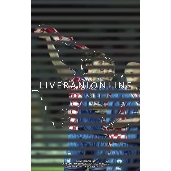 RETROSPETTIVA DAVOR SUKER CALCIATORE NELLA FOTO DAVOR SUKER CON LA MAGLIA DELLA NAZIONALE DELLA CROAZIA AI MONDIALI DI FRANCIA 1998 AG ALDO LIVERANI SAS