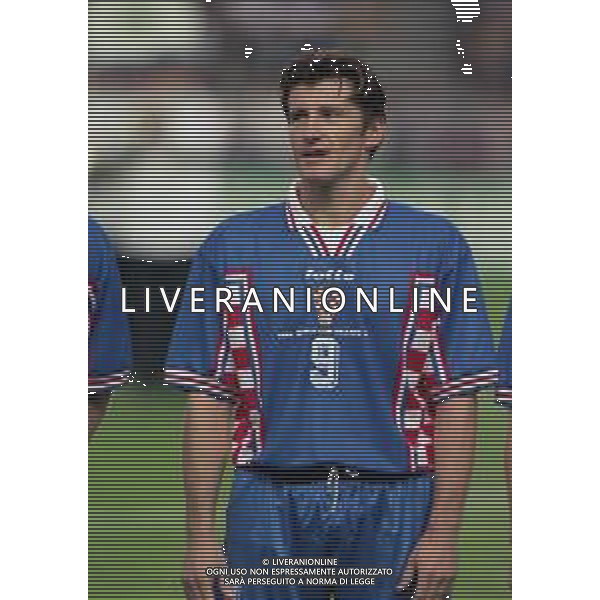 RETROSPETTIVA DAVOR SUKER CALCIATORE NELLA FOTO DAVOR SUKER CON LA MAGLIA DELLA NAZIONALE DELLA CROAZIA AI MONDIALI DI FRANCIA 1998 AG ALDO LIVERANI SAS