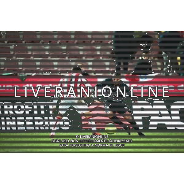 Campionato di Calcio Serie C - Lega Pro 2019/2020 Vicenza, Italia 19/01/2020 Vicenza vs Carpi Nella foto: Saber Hraiech (Carpi) in azione con Matteo Liviero (Vicenza) ©LM / AGENZIA ALDO LIVERANI SAS