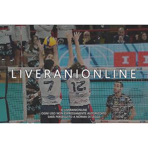 Campionato di Volley Superlega Serie A 2019/2020 Perugia, Italia 19/01/2020 Sir Safety Conad Perugia vs Vero Volley Monza Nella foto: aleksandar atanasijevic (n.14 opposto sir safety conad perugia) a muro FOTO LORIS CERQUIGLINI-ALESSIO MARINI-AG ALDO LIVERANI SAS