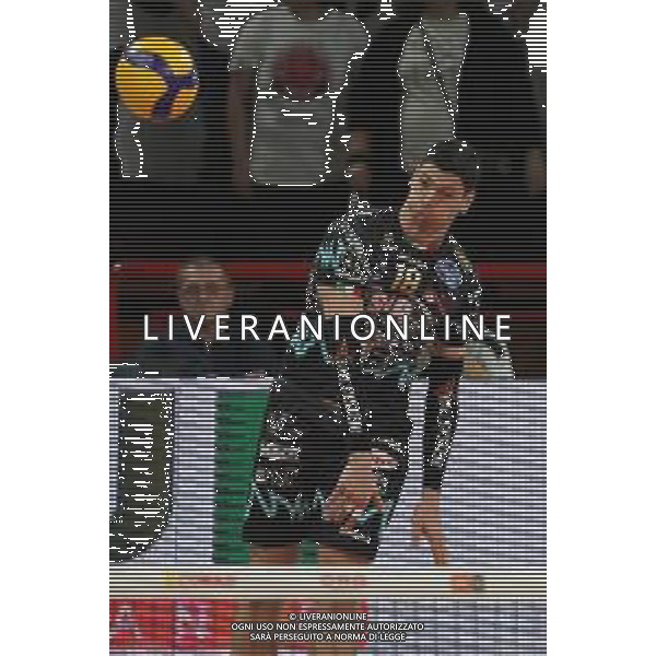 Campionato di Volley Superlega Serie A 2019/2020 Perugia, Italia 19/01/2020 Sir Safety Conad Perugia vs Vero Volley Monza Nella foto: mirko podrascanin (n.18 centrale sir safety conad perugia) alla battuta FOTO LORIS CERQUIGLINI-ALESSIO MARINI-AG ALDO LIVERANI SAS