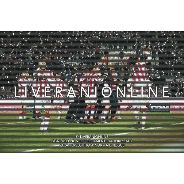 Campionato di Calcio Serie C - Lega Pro 2019/2020 Vicenza, Italia 19/01/2020 Vicenza vs Carpi Nella foto: Il Vicenza sotto la curva ad esultare per la vittoria contro il Carpi FOTOLM-AG ALDO LIVERANI SAS