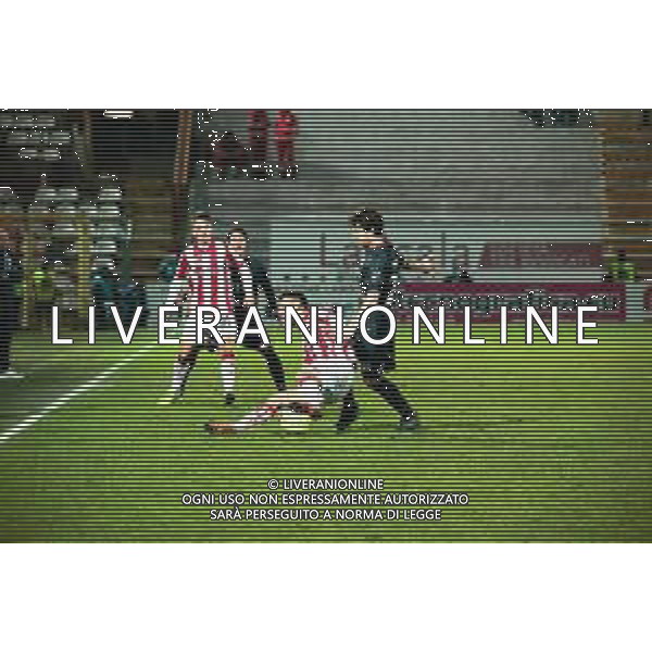 Campionato di Calcio Serie C - Lega Pro 2019/2020 Vicenza, Italia 19/01/2020 Vicenza vs Carpi Nella foto: Tommaso Biasci (Carpi) in azione con Matteo Liviero (Vicenza) FOTOLM-AG ALDO LIVERANI SAS