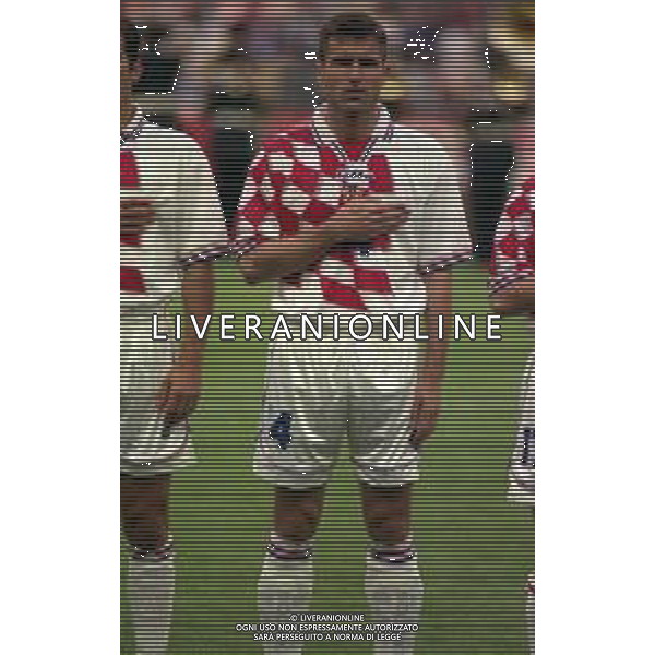 RETROSPETTIVA STIMAC IGOR CALCIATORE NELLA FOTO STIMAC IGOR CON LA MAGLIA DELLA NAZIONALE DELLA CROAZIA AI MONDIALI DI CALCIO FRANCIA 1998 AG ALDO LIVERANI SAS 