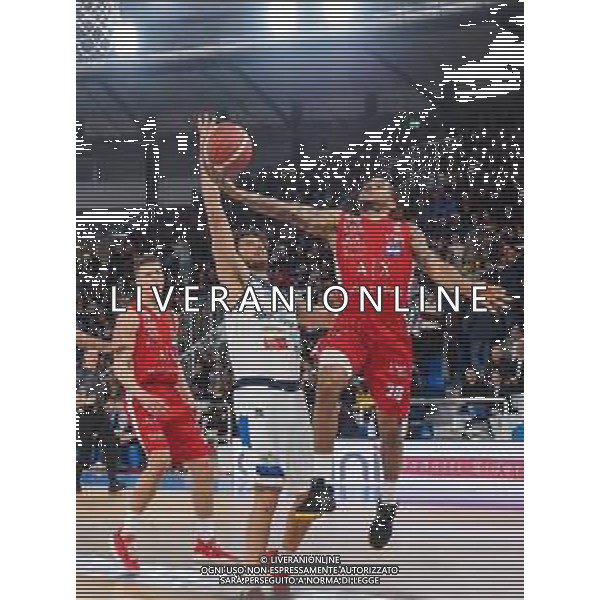 Campionato di Basket Serie A 2019/2020 Brescia, Italia 19/01/2020 Germani Basket Brescia vs AX Armani Exchange Olimpia Milano Nella foto: Sykes della AX Armani Exchange Olimpia Milano ostacolato da Vitali della Leonessa Germani Brescia photo by Savino PAOLELLA ©2020 Tutti i diritti riservati - All rights reserved FOTO SAVINO PAOLELLA-ALESSIO MARINI-AG ALDO LIVERANI SAS