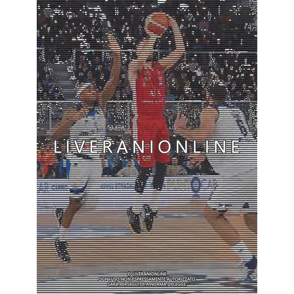 Campionato di Basket Serie A 2019/2020 Brescia, Italia 19/01/2020 Germani Basket Brescia vs AX Armani Exchange Olimpia Milano Nella foto: Amedeo Della Valle della AX Armani Exchange Olimpia Milano ostacolato da Lansdowne della Leonessa Germani Brescia FOTO SAVINO PAOLELLA-ALESSIO MARINI-AG ALDO LIVERANI SAS