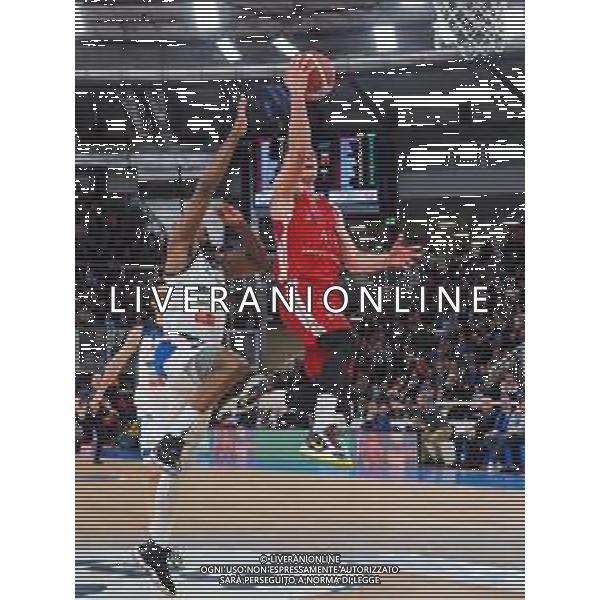 Campionato di Basket Serie A 2019/2020 Brescia, Italia 19/01/2020 Germani Basket Brescia vs AX Armani Exchange Olimpia Milano Nella foto: Nedovic della AX Armani Exchange Olimpia Milano ostacolato da Lansdowne della Leonessa Germani Brescia FOTO SAVINO PAOLELLA-ALESSIO MARINI-AG ALDO LIVERANI SAS