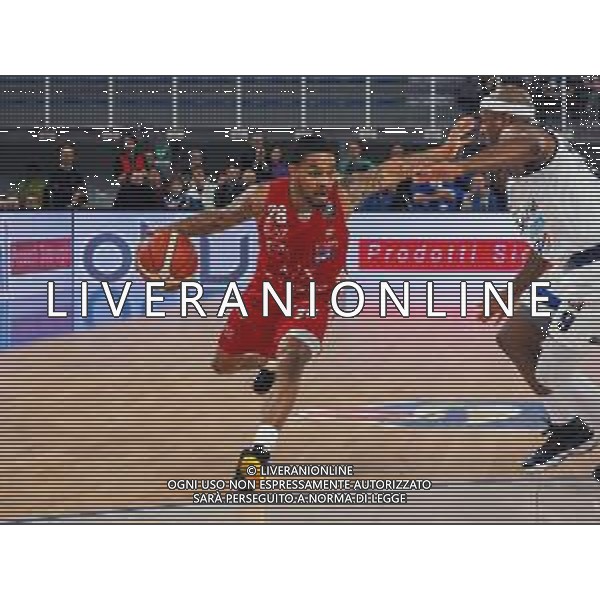 Campionato di Basket Serie A 2019/2020 Brescia, Italia 19/01/2020 Germani Basket Brescia vs AX Armani Exchange Olimpia Milano Nella foto: Sykes della AX Armani Exchange Olimpia Milano contrastato da Lansdowne della Leonessa Germani Brescia FOTO SAVINO PAOLELLA-ALESSIO MARINI-AG ALDO LIVERANI SAS
