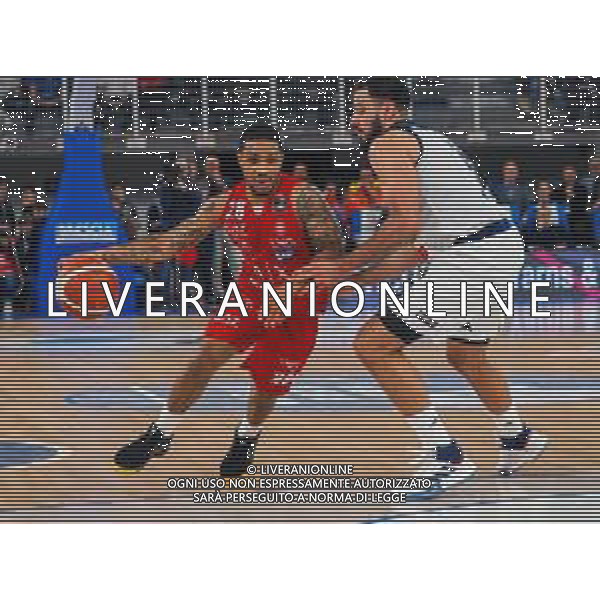 Campionato di Basket Serie A 2019/2020 Brescia, Italia 19/01/2020 Germani Basket Brescia vs AX Armani Exchange Olimpia Milano Nella foto: Sykes della AX Armani Exchange Olimpia Milano ostacolato da Cain della Leonessa Germani Brescia photo by Savino PAOLELLA ©2020 Tutti i diritti riservati - All rights reserved FOTO SAVINO PAOLELLA-ALESSIO MARINI-AG ALDO LIVERANI SAS
