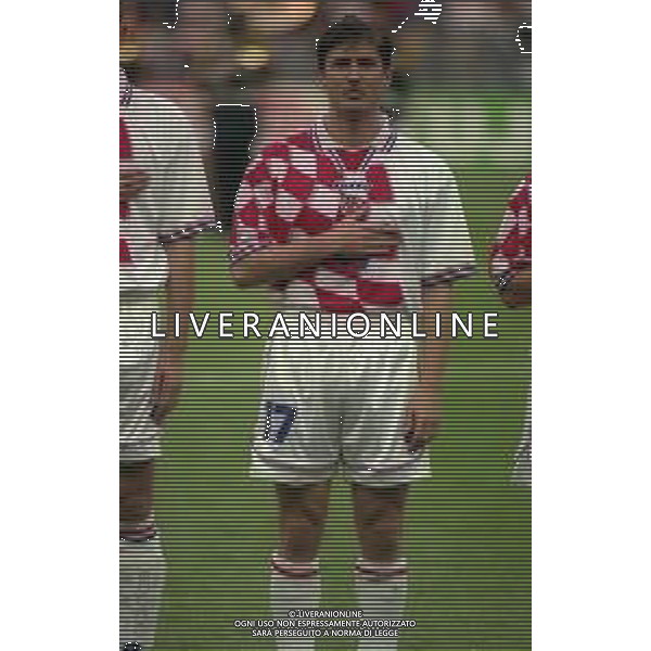 RETROSPETTIVA ROBERT JARNI CALCIATORE NELLA FOTO ROBERT JARNI CON LA MAGLIA DELLA NAZIONALE DELLA CROAZIA AI MONDIALI DI CALCIO FRANCIA 1998 AG ALDO LIVERANI SAS 