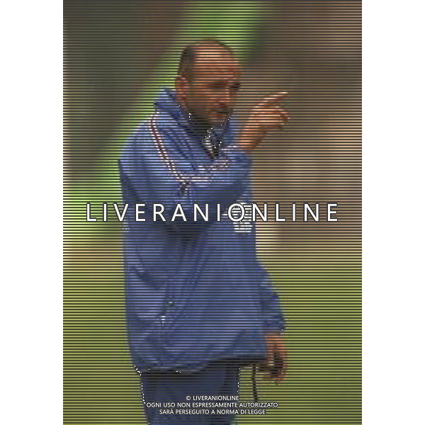1998-1999 ALLENAMENTO SAMPDORIA NELLA FOTO LUCIANO SPALLETTI ALLENATORE SAMPDORIA CALCIO AG ALDO LIVERANI SAS