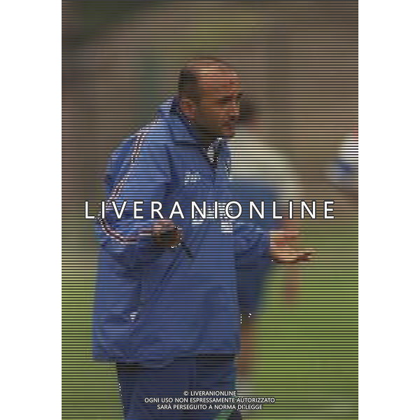 1998-1999 ALLENAMENTO SAMPDORIA NELLA FOTO LUCIANO SPALLETTI ALLENATORE SAMPDORIA CALCIO AG ALDO LIVERANI SAS