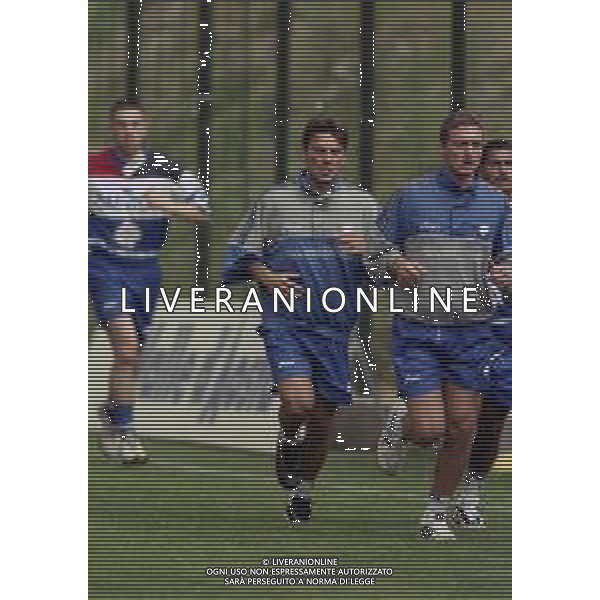 1998-1999 ALLENAMENTO SAMPDORIA NELLA FOTO VINCENZO MONTELLA E FABRIZIO FICINI AG ALDO LIVERANI SAS